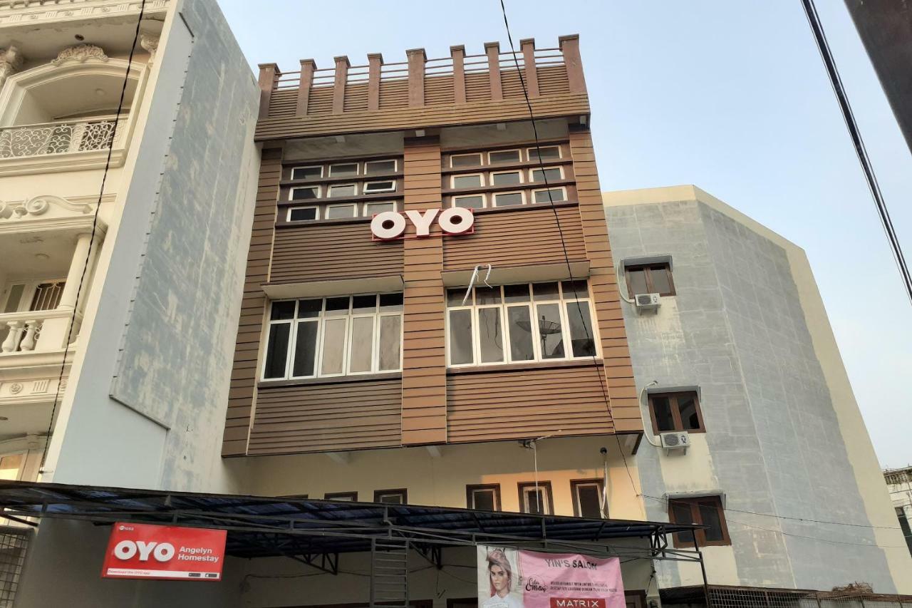 Oyo 1053 Angelyn Home Stay Medan Ngoại thất bức ảnh